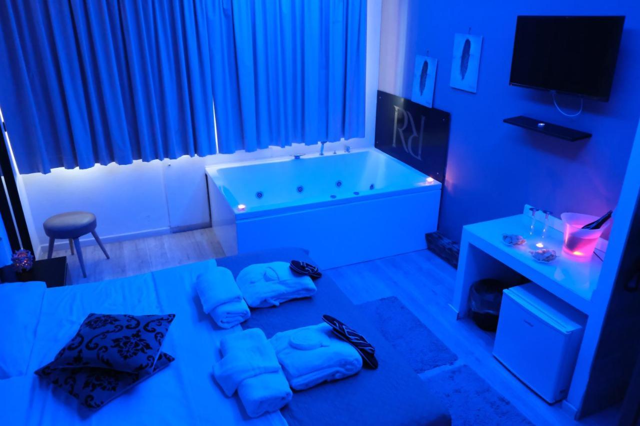 Royalty Rooms & Spa Napoli Bagian luar foto