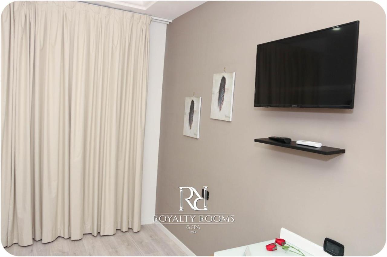 Royalty Rooms & Spa Napoli Bagian luar foto